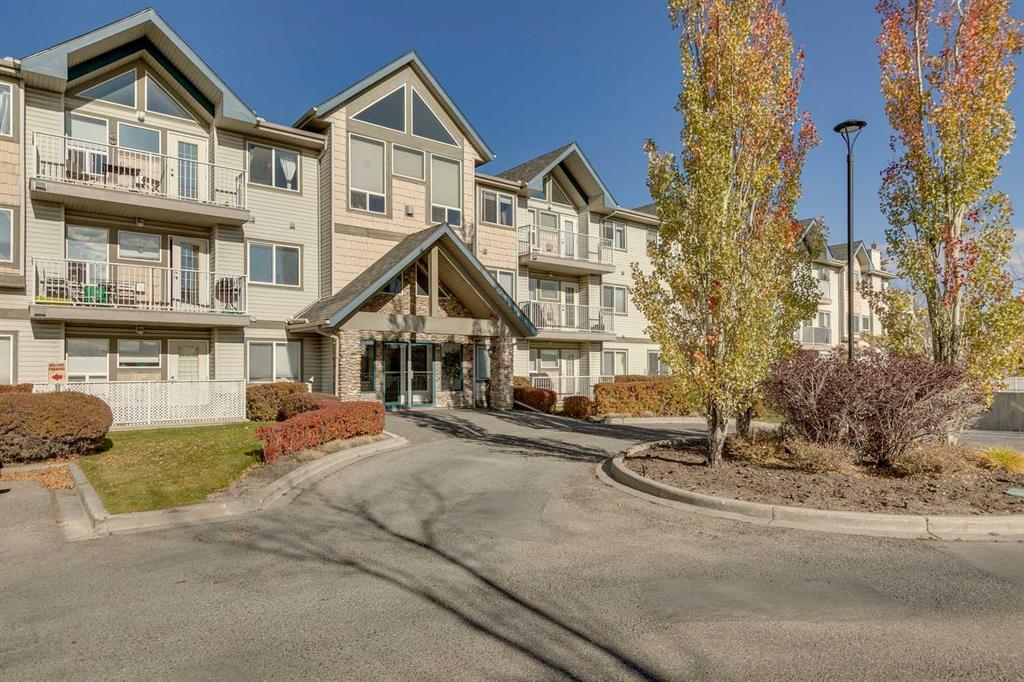 #305 7 Harvest Gold Manor NE, Calgary, Alberta, T3K 4Y3