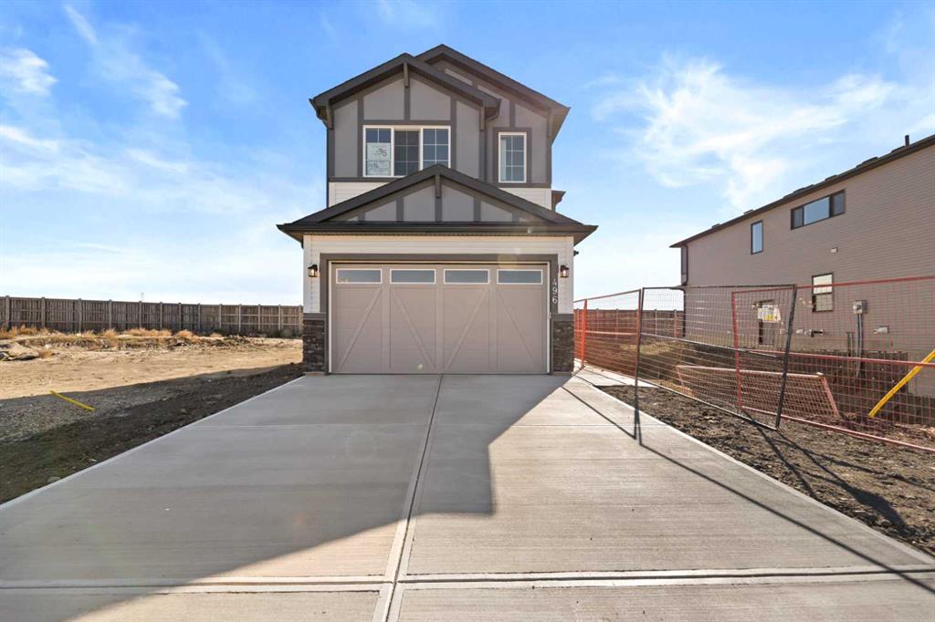 496 Lewisburg Place NE, Calgary, Alberta, T3P 2N6