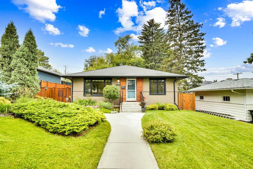 3045 26A Street SW, Calgary, Alberta, T3E 2E4