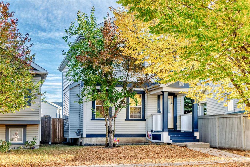 715 Copperfield Boulevard SE, Calgary, Alberta, T2Z 4L7