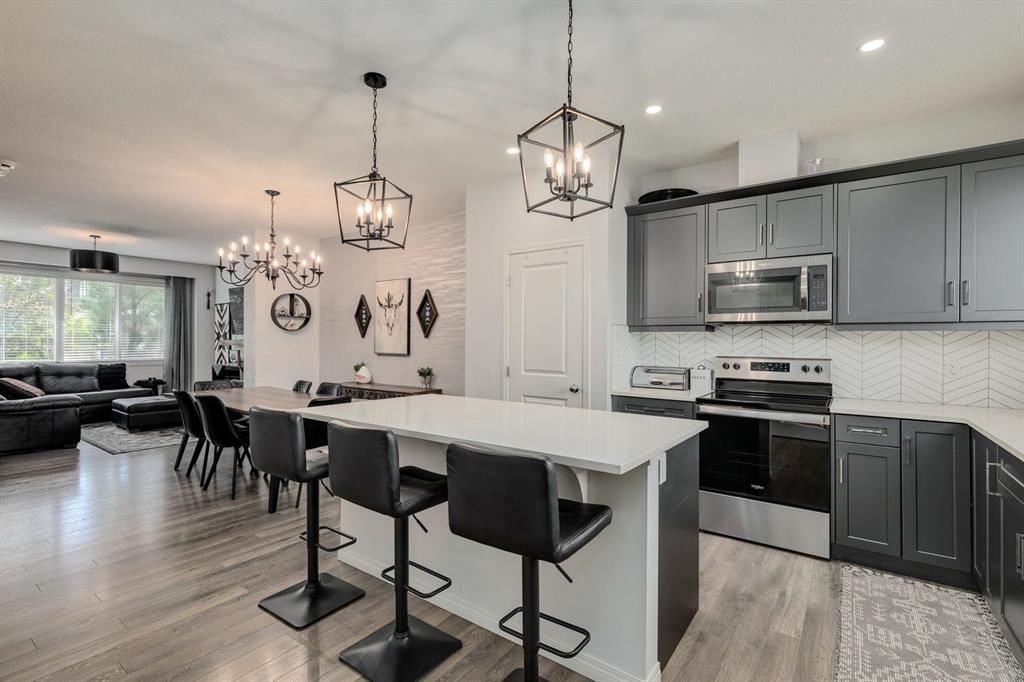 53 Seton Manor SE, Calgary, Alberta, T2C 2C9