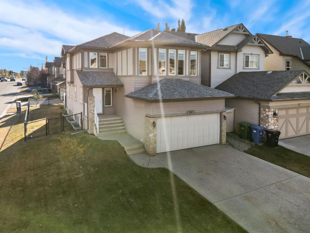 91 Cougartown Close SW, Calgary, Alberta, T3H 0B3
