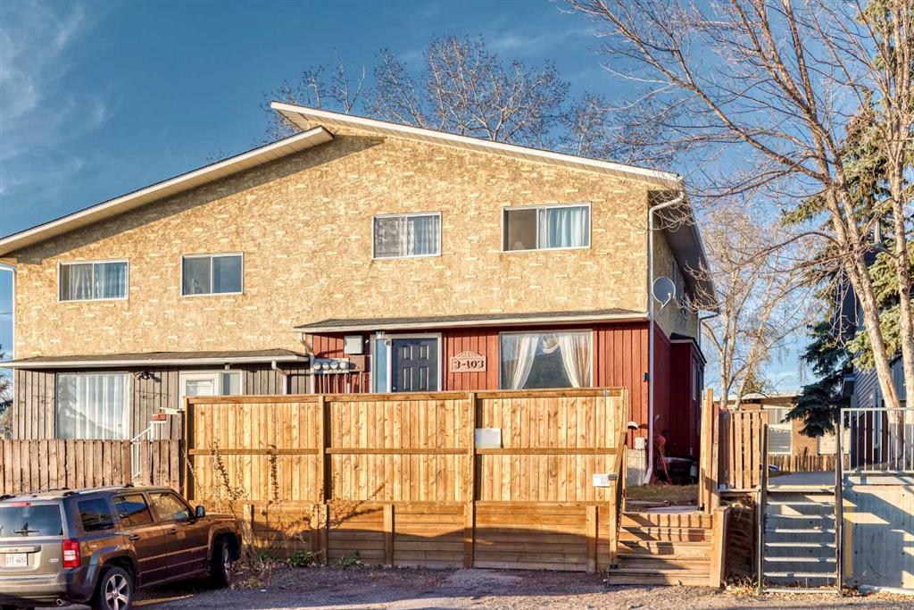 #3 103 Pinehill Place NE, Calgary, Alberta, T1Y2L8