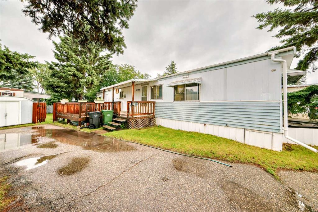 #270 3223 83 Street NW, Calgary, Alberta, T3B 5N6