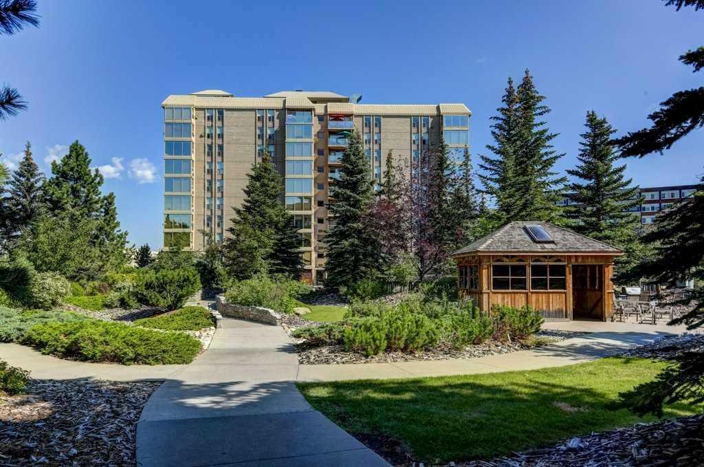 #204 4603 Varsity Drive NW, Calgary, Alberta, T3A 2V7