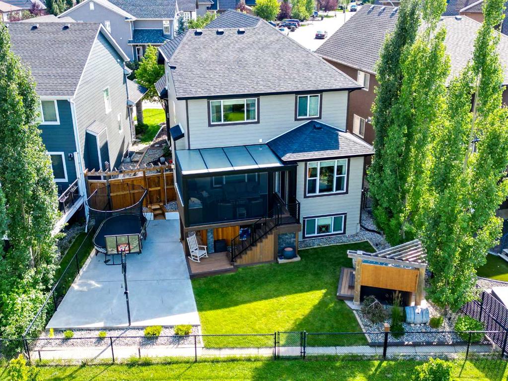 163 Cranarch Landing SE, Calgary, Alberta, T3M 0Z6