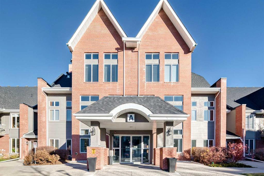 #237 15 Everstone Drive SW, Calgary, Alberta, T2Y 5B5