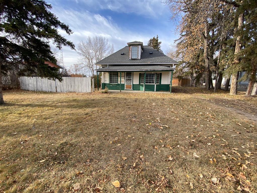 663 11 Avenue, Carstairs, Alberta, T0M 0N0