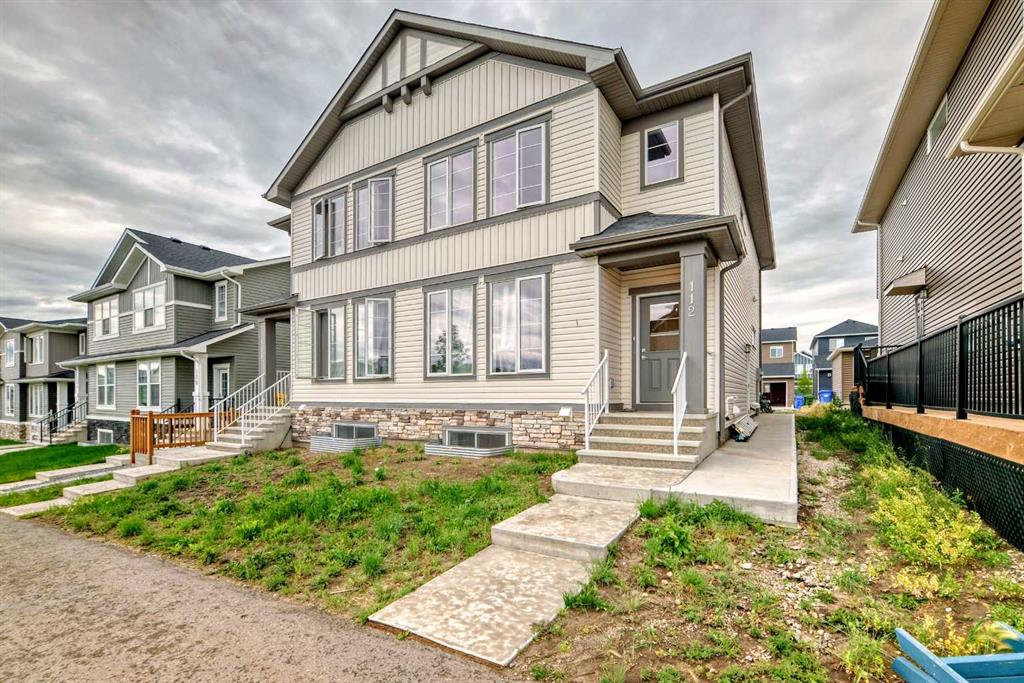 112 Ambleton Street NW, Calgary, Alberta, T3P 1W5