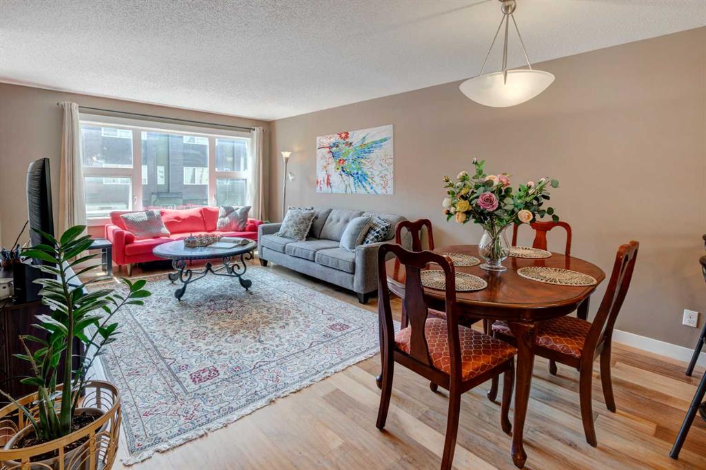 336 Covecreek Circle NE, Calgary, Alberta, t3k0w6