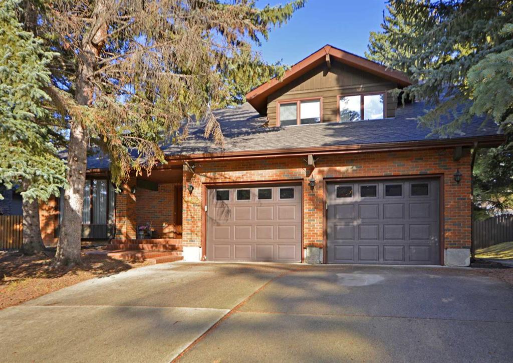 268 Pump Hill Gardens SW, Calgary, Alberta, T2V 4M6