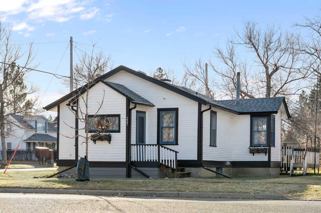 237 6 Avenue SE, High River, Alberta, T1V 1H3