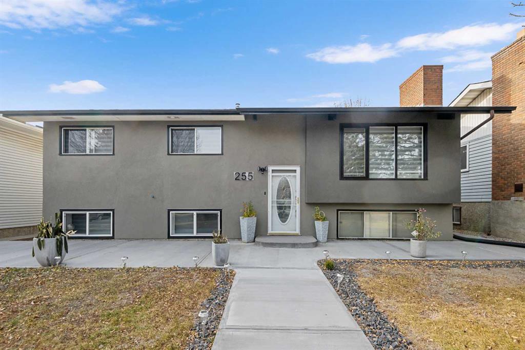 255 Rundleridge Drive NE, Calgary, Alberta, T1Y2K5