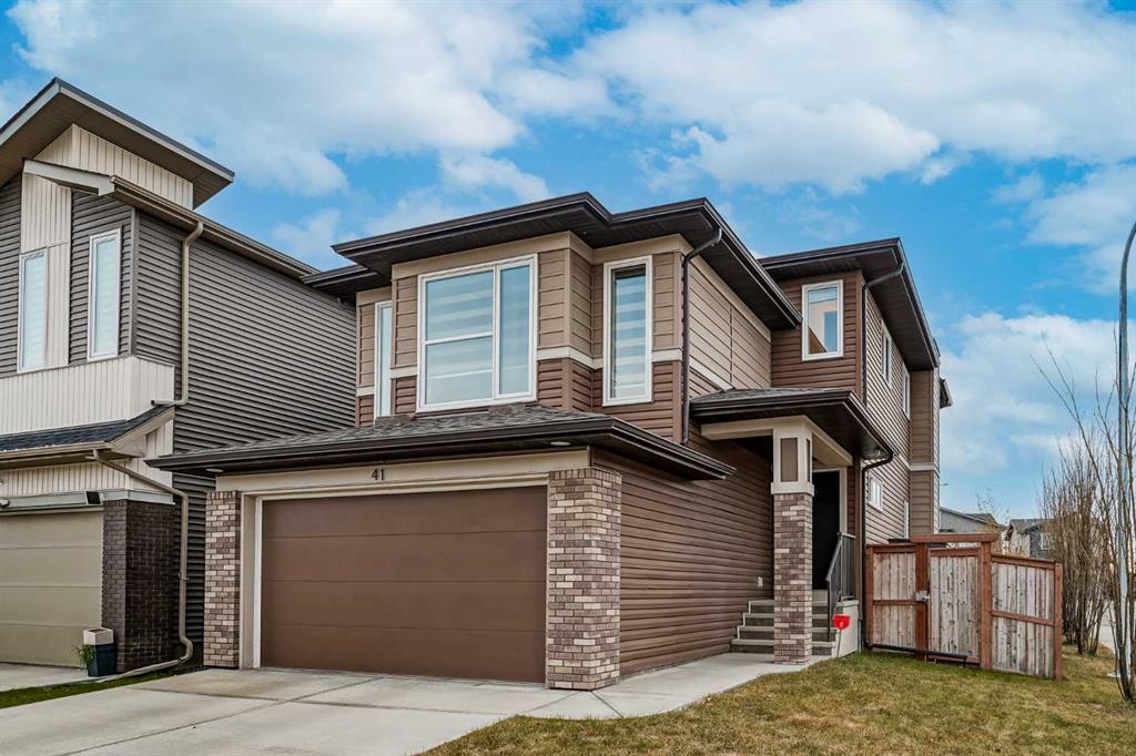 41 Walgrove Green SE, Calgary, Alberta, T2X 2H8