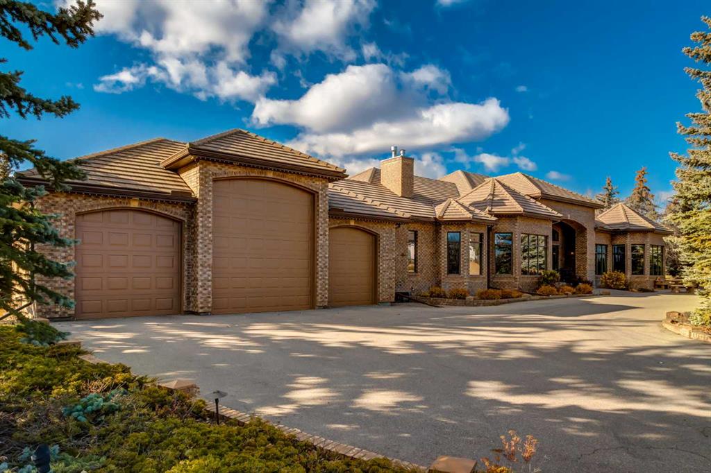 31 Pinnacle Ridge Drive SW, Rural Rocky View County, Alberta, T3Z 3N7
