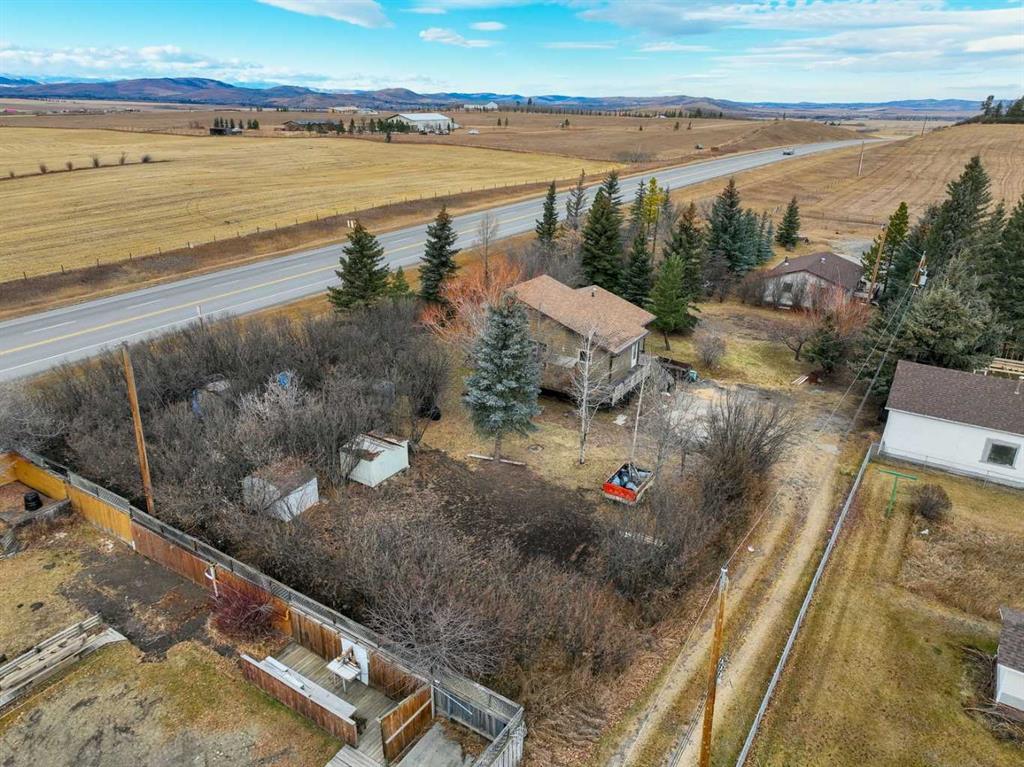 102 1 Avenue, Rural Foothills County, Alberta, T1S 6A3