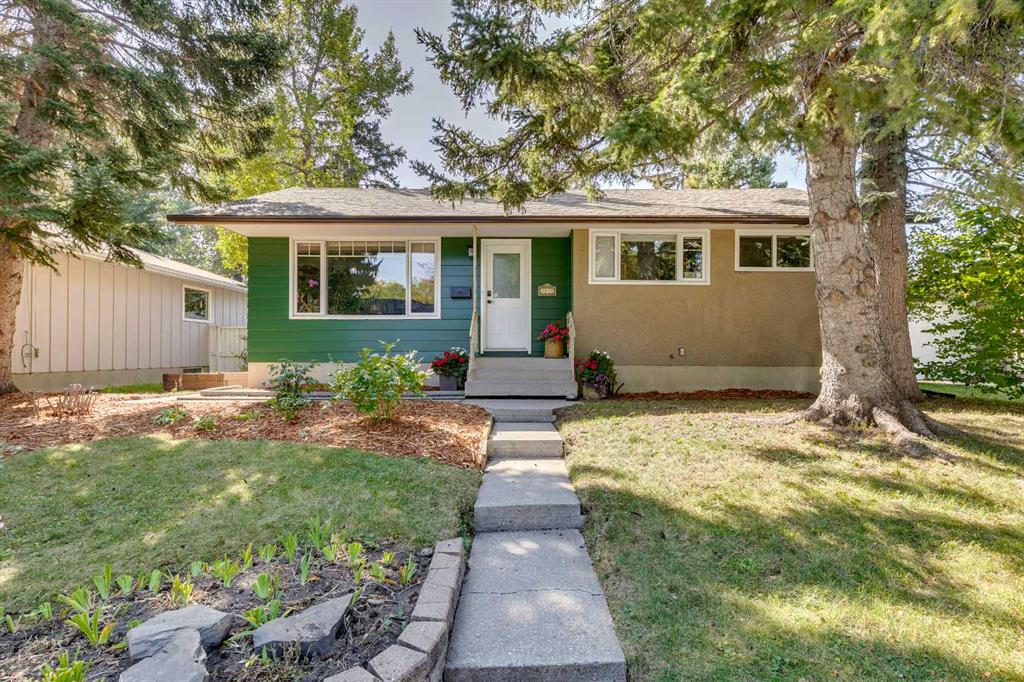 3235 Bearspaw Drive NW, Calgary, Alberta, T2L 1T1