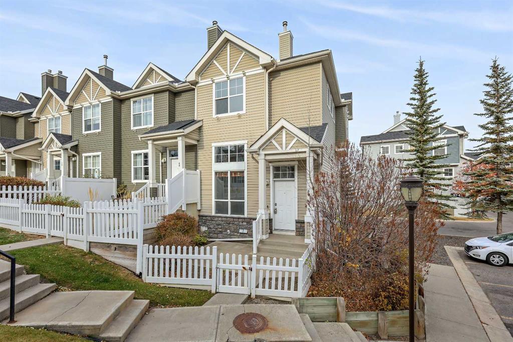 64 Elgin Gardens SE, Calgary, Alberta, T2Z 4T4