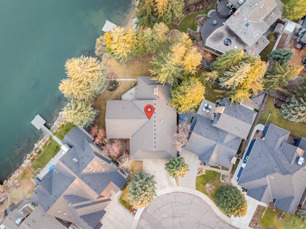 540 Lake Moraine Green SE, Calgary, Alberta, T2J 3A3