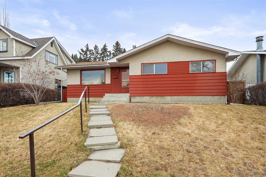 3504 Button Road NW, Calgary, Alberta, T2L 1N1