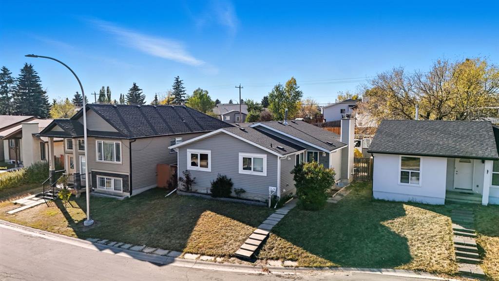 108 Falchurch Crescent NE, Calgary, Alberta, T3J 1K1