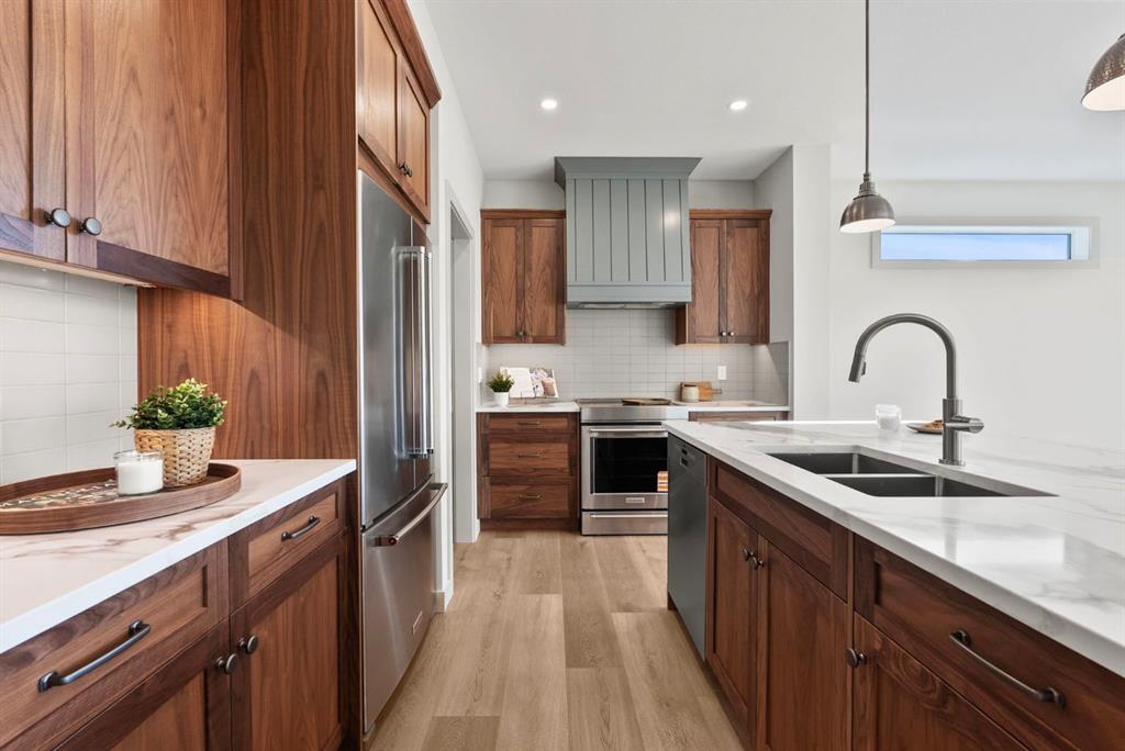 723 Mandalay Link, Carstairs, Alberta, T0M0N0