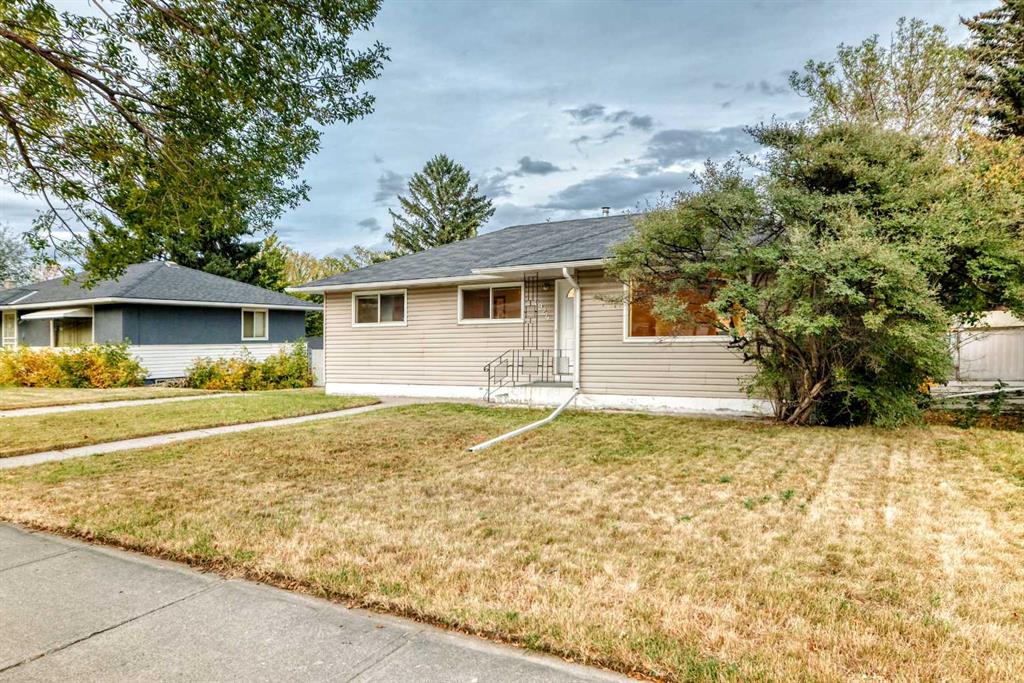 5924 Centre Street NE, Calgary, Alberta, T2K0T6