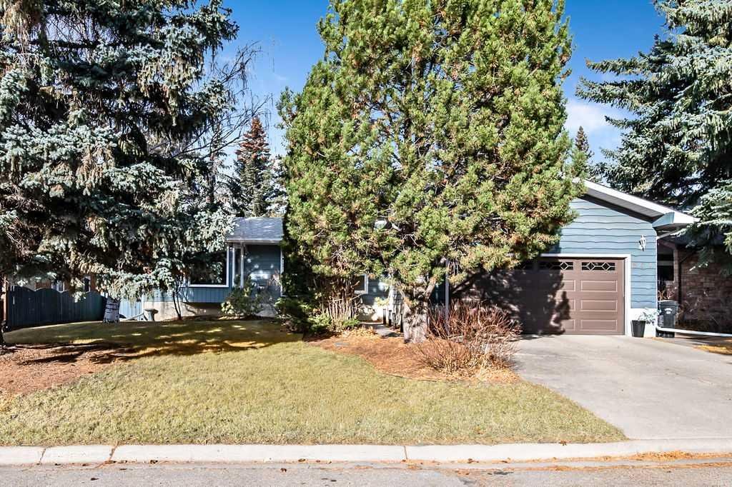 804 Varsity Estates Place NW, Calgary, Alberta, T3B 3X3