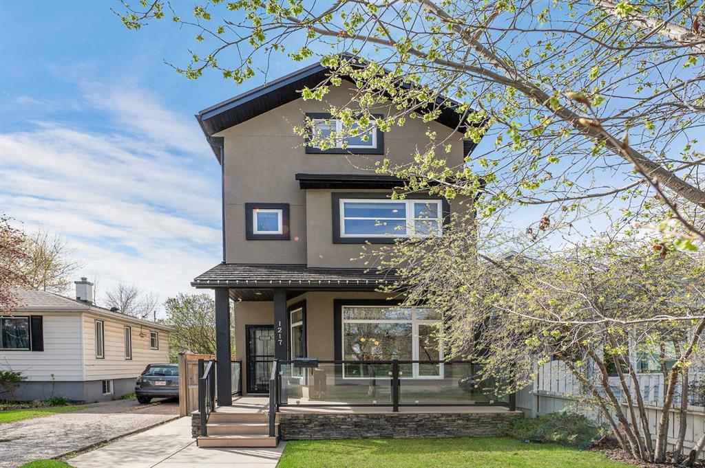 1217 18 Avenue NW, Calgary, Alberta, T2M 0W3