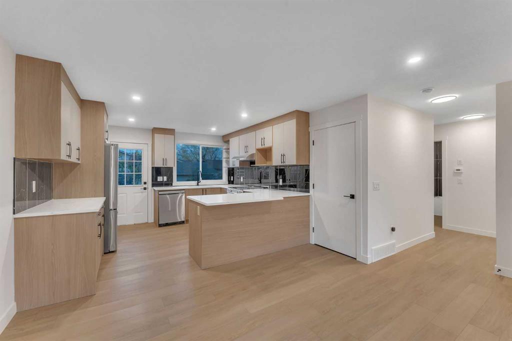 352 Lysander Place SE, Calgary, Alberta, T2C 1M1