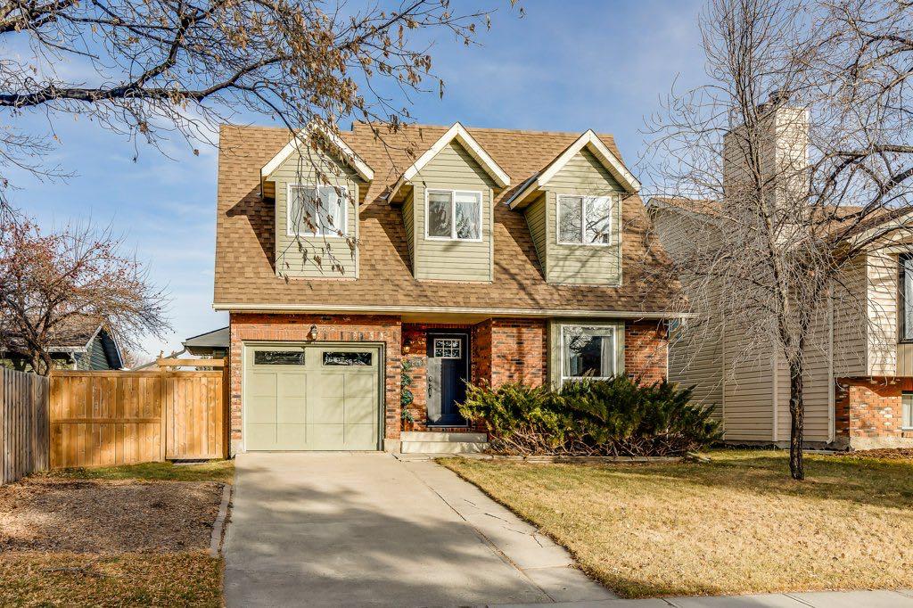 1220 Meadowbrook Drive SE, Airdrie, Alberta, T4A 1W5