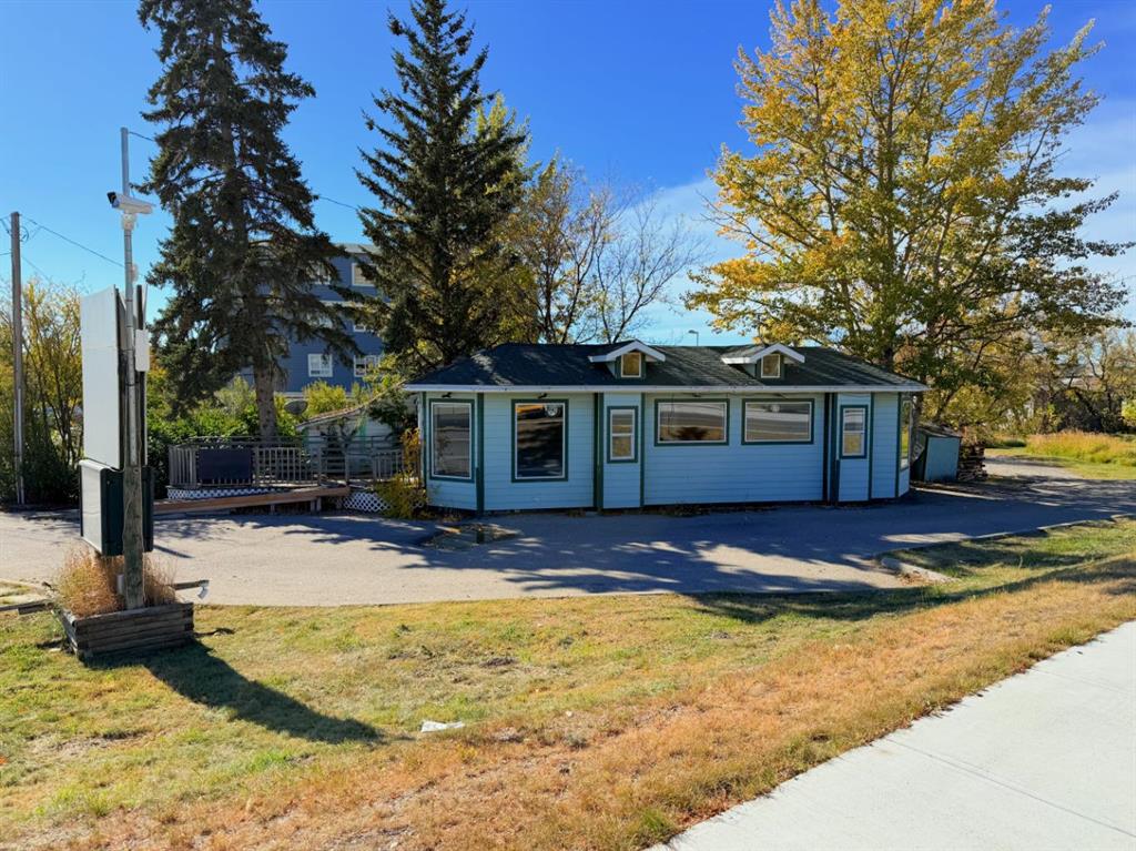 221 Second Ave West, Cochrane, Alberta, T4C 0A4