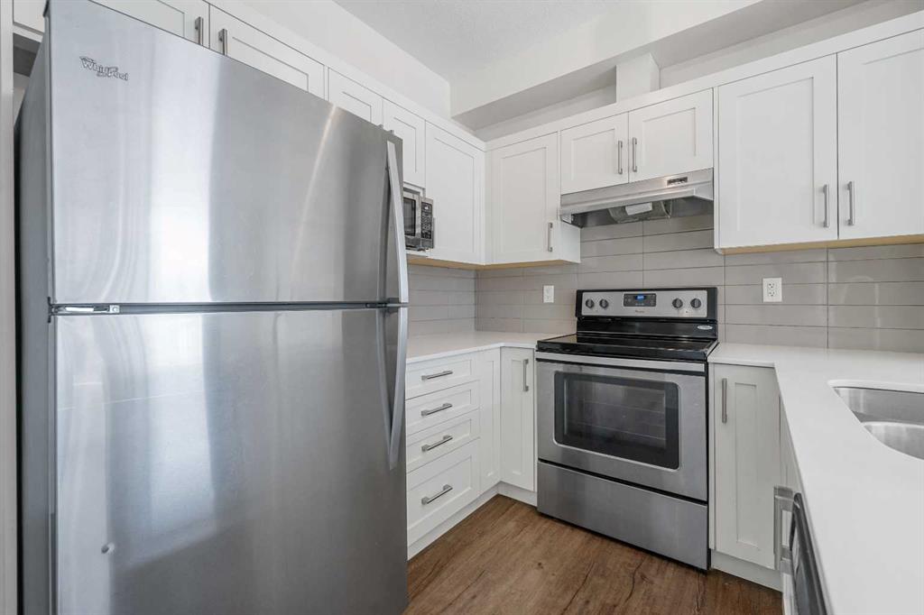 #211 10 Walgrove SE, Calgary, Alberta, T2X 4E3