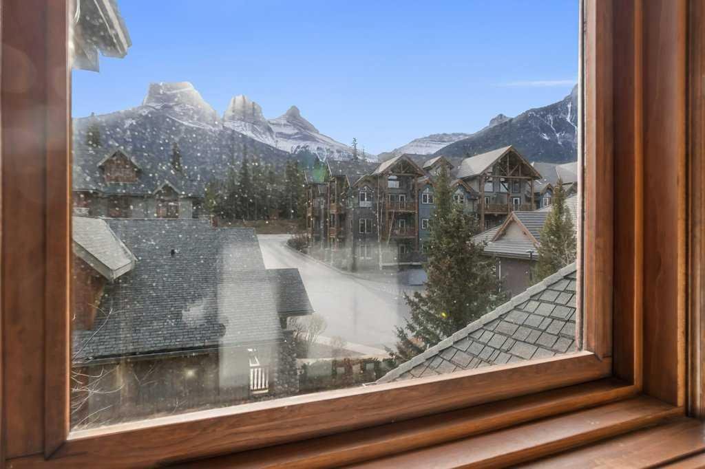#319 170 Crossbow Place, Canmore, Alberta, T1W 3H4