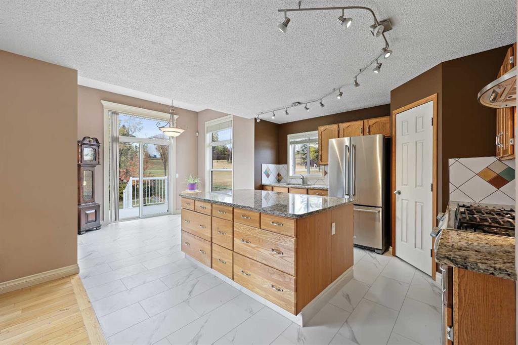 161 Arbour Crest Road NW, Calgary, Alberta, T3G 4L5