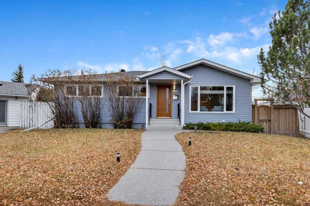 100 Haysboro Crescent SW, Calgary, Alberta, T2V3G2