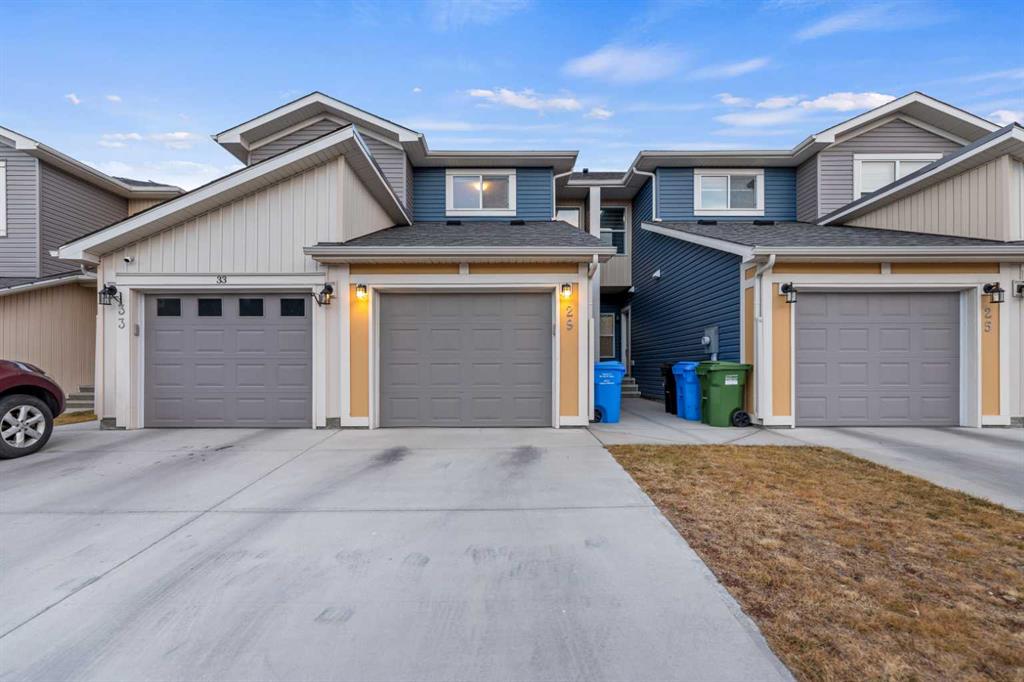 29 Saddlestone Link NE, Calgary, Alberta, T3J 2B6