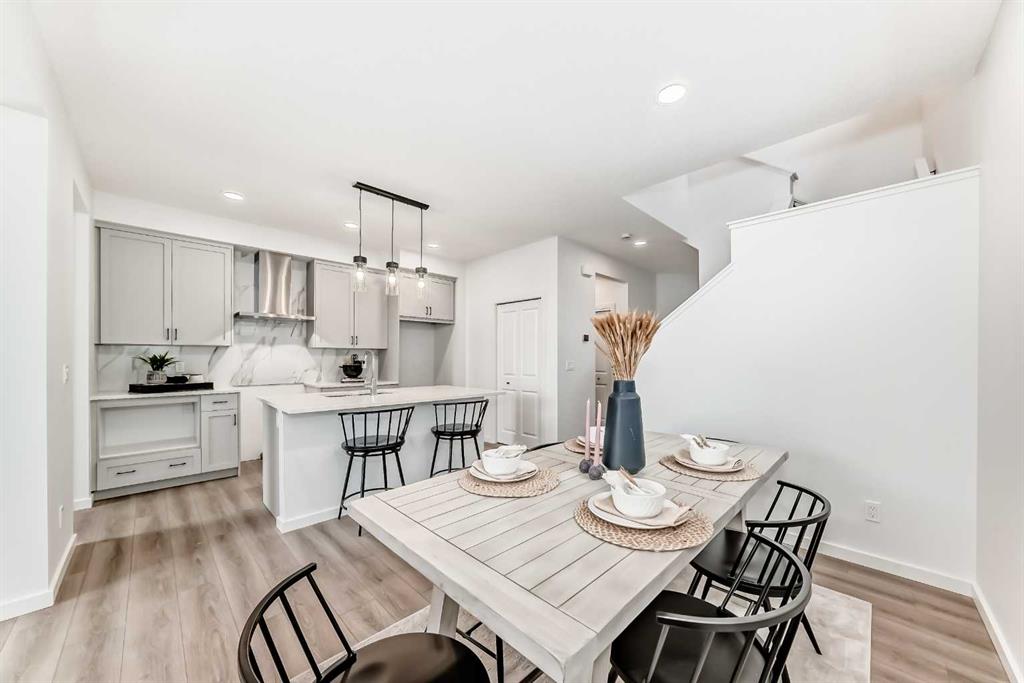 12 Starling Place NW, Calgary, Alberta, T3P 2V7