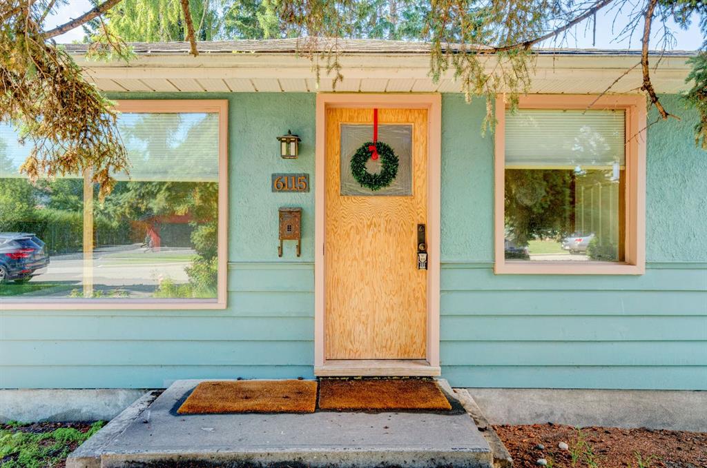 6115 Bow Crescent NW, Calgary, Alberta, T3B 2C2