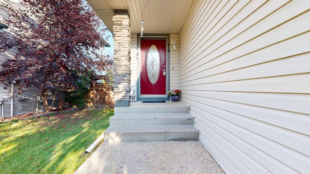 70 Crystalridge Close, Okotoks, Alberta, T1S 1X6