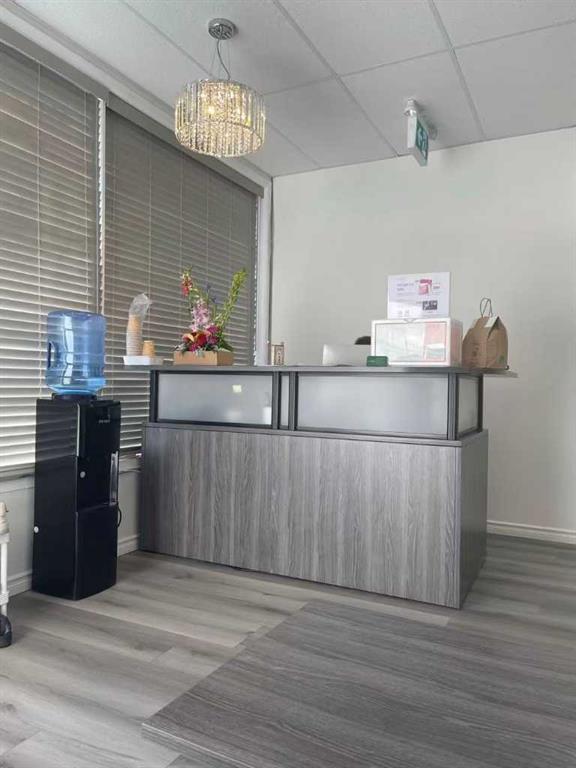 123 Any Street NW, Calgary, Alberta, T2M 4G7