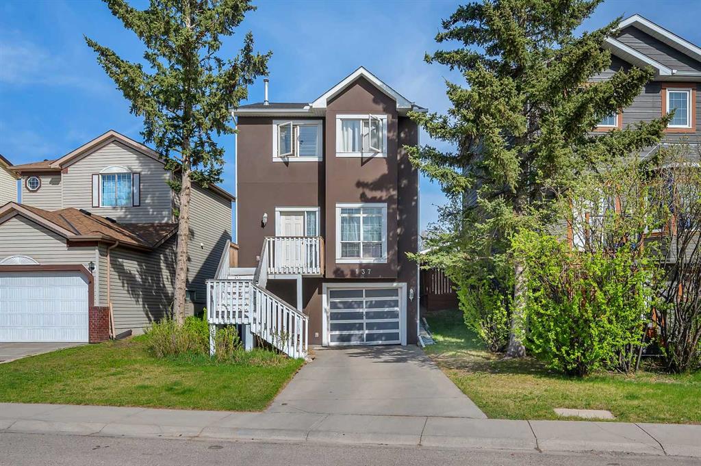 137 Martinpark Way NE, Calgary, Alberta, T3J3M8