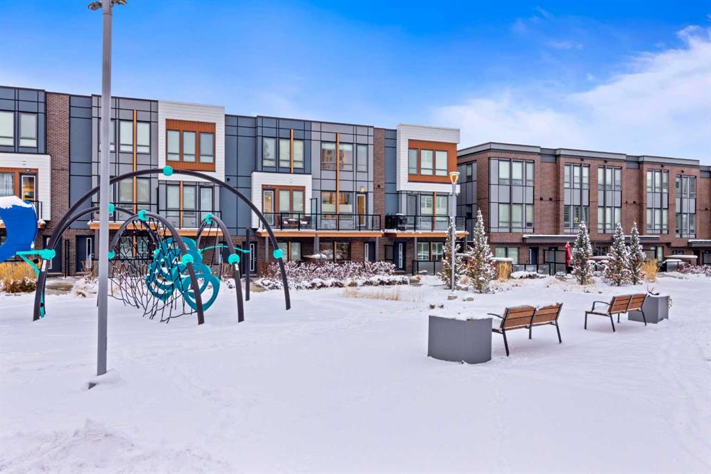 62 Norford Common NW, Calgary, Alberta, T3B 6G6