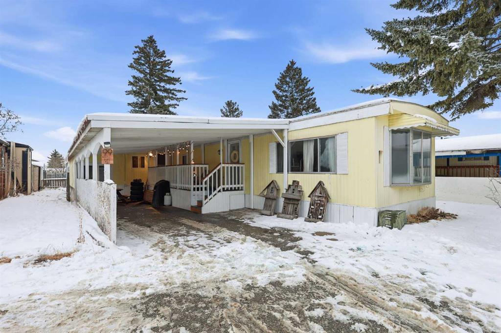 #99 3223 83 Street NW, Calgary, Alberta, T3B 5P1