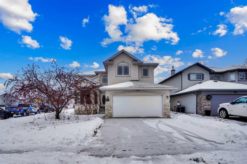 240 Cove Drive, Chestermere, Alberta, T1X1E5