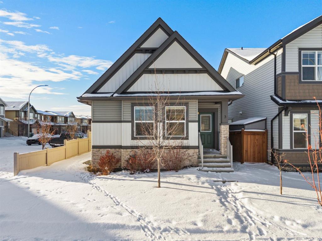 3 Hillcrest Close E, Airdrie, Alberta, T4B4T9