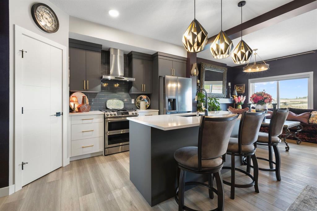 255 Heritage Heights, Cochrane, Alberta, T4C 3A7