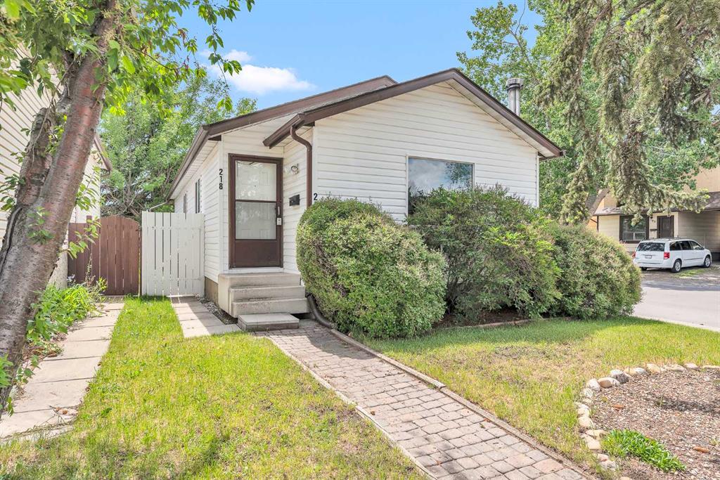 218 Pinemeadow Road NE, Calgary, Alberta, T1Y4N9