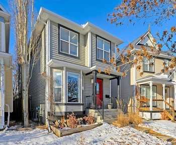 7 Prestwick Crescent SE, Calgary, Alberta, T2Z 3L9