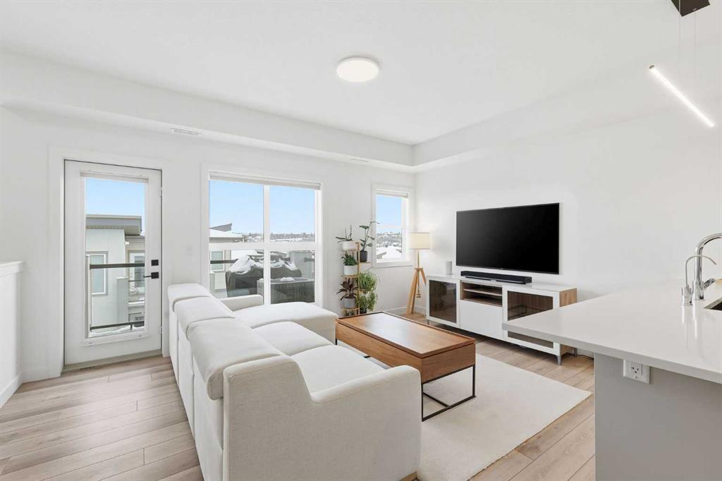 162 Spring Creek Common SW, Calgary, Alberta, T3H 6E2